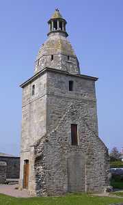 vieux clocher de Lancieux