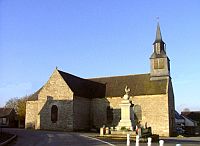 église Saint-Pierre de Tredias, reconstruite avec des pierres de l’ancienne église et de celle de Sainte-Urielle