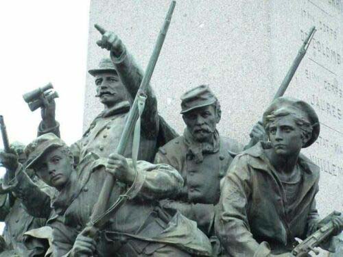 Image:Statue soldats.jpg