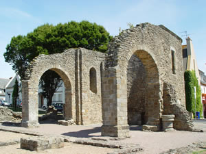 Ruines de l'ancienne cathédrale d'Aleth à St Malo