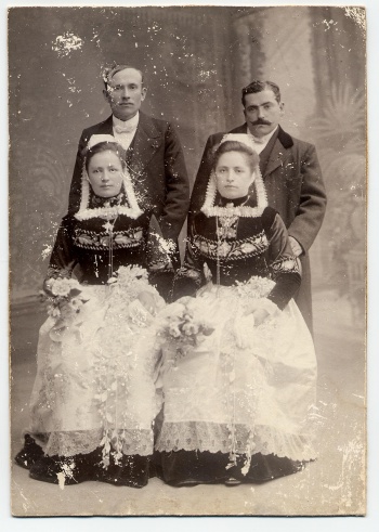 Mariage en 1911 des frères Gouiffès aux soeurs Hostiou