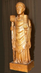 un saint Guénolé sculpté en 1985, année du cinqcentenaire de Landévennec